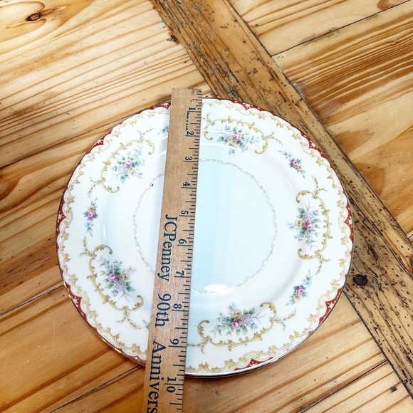 Noritake Set of 2 Larger Plates Porcelain China / Japan Set of 2 - Picture 7 of 8